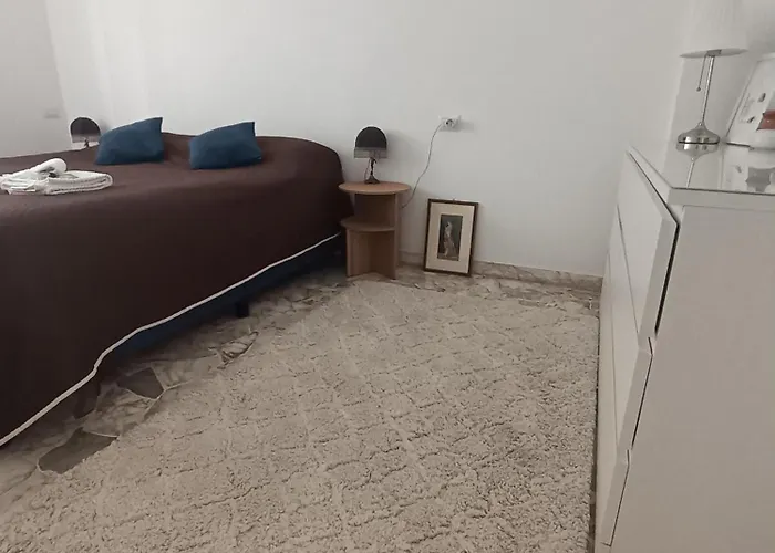 Forti Genova-free Parking Castellaccio 2 *